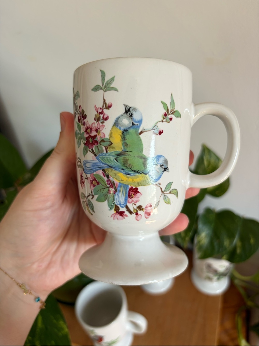 Set of 4 Vintage Ceramic Bird Mugs - Picture 10 of 13